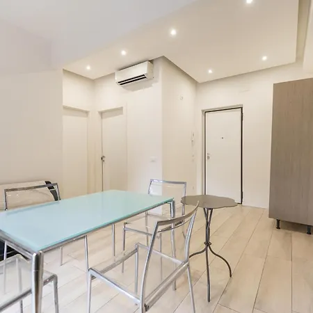 Apartament Roberto Flat - 10 Minuti Da Fiera Di
